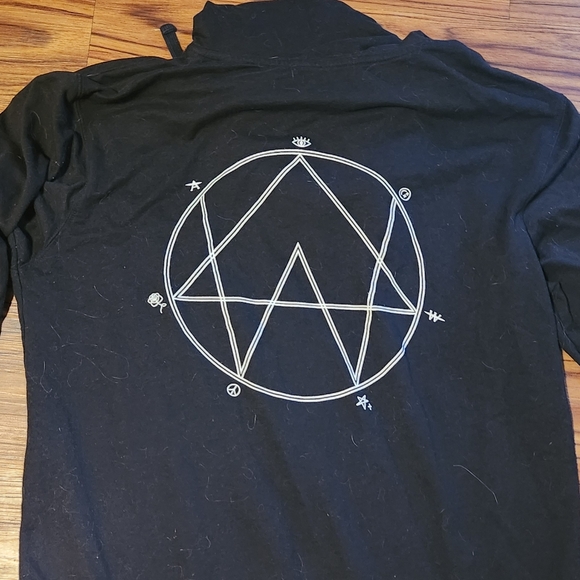 AW Shacket - Picture 2 of 2